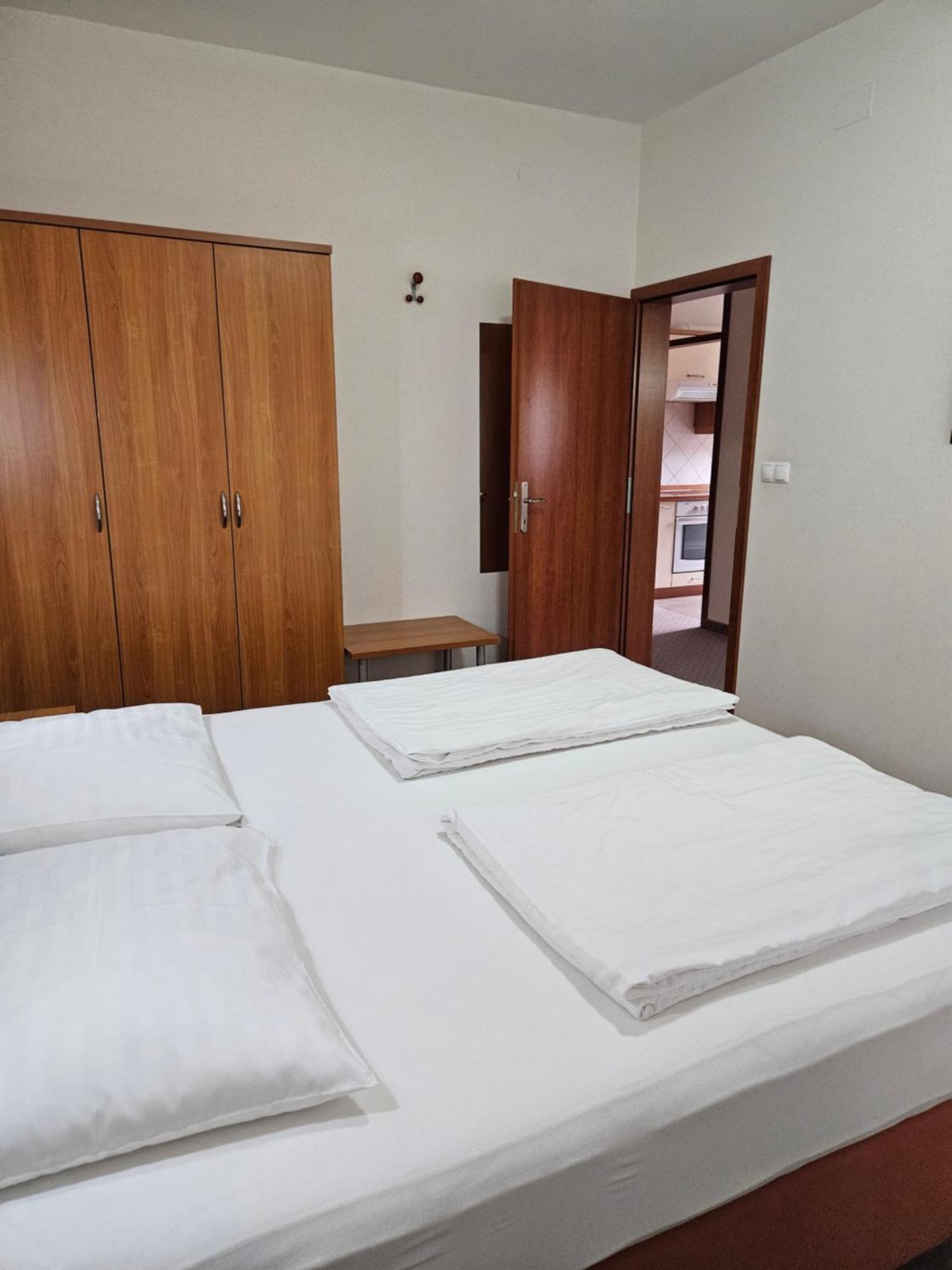 Bed & Breakfast Dezman &